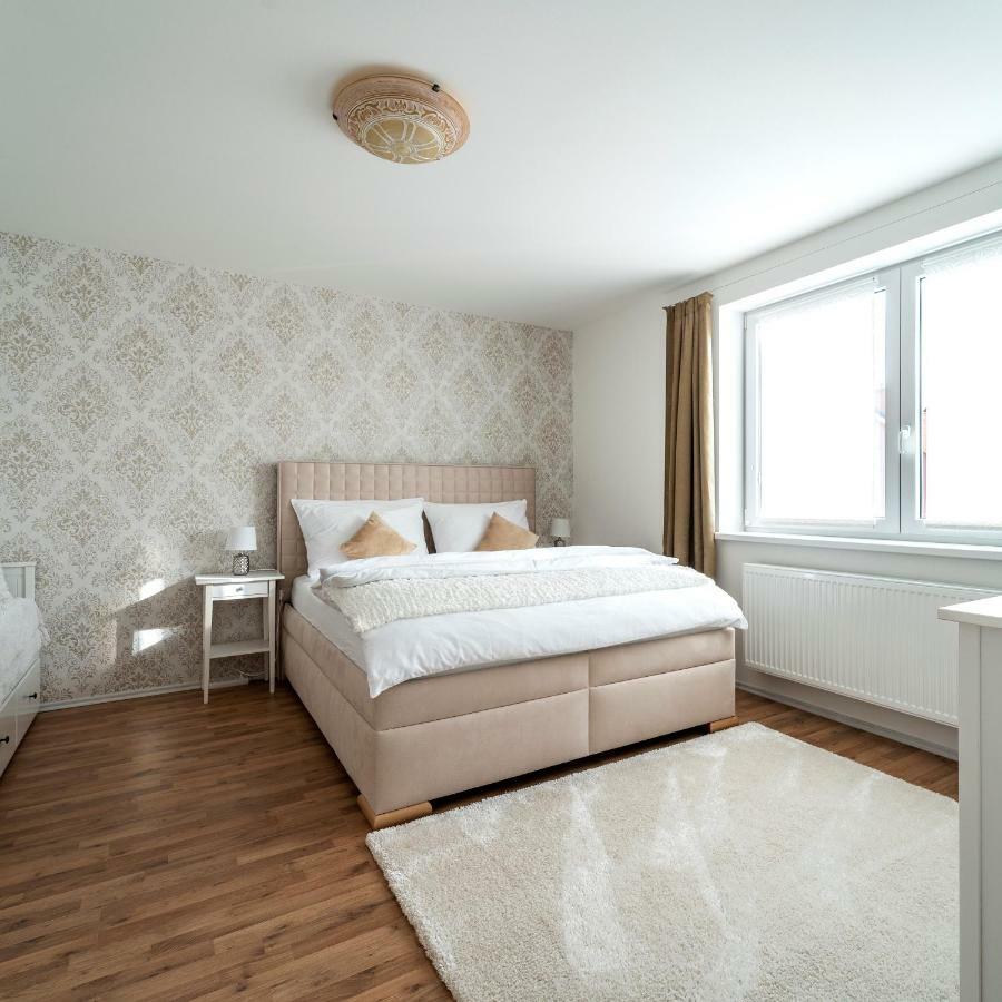 Home 223 - Designovy Apartman Їглава Екстер'єр фото